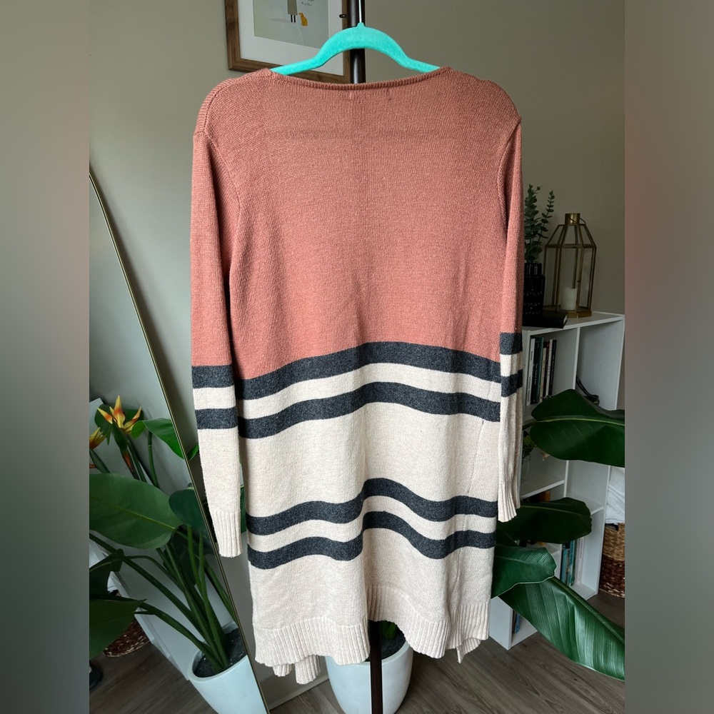 Cardigan - Picture 2 of 2